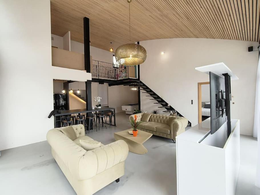 Вилла Industrial Luxury Nimes & Arles Бокер Экстерьер фото