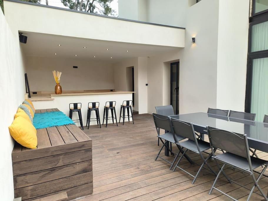 Вилла Industrial Luxury Nimes & Arles Бокер Экстерьер фото
