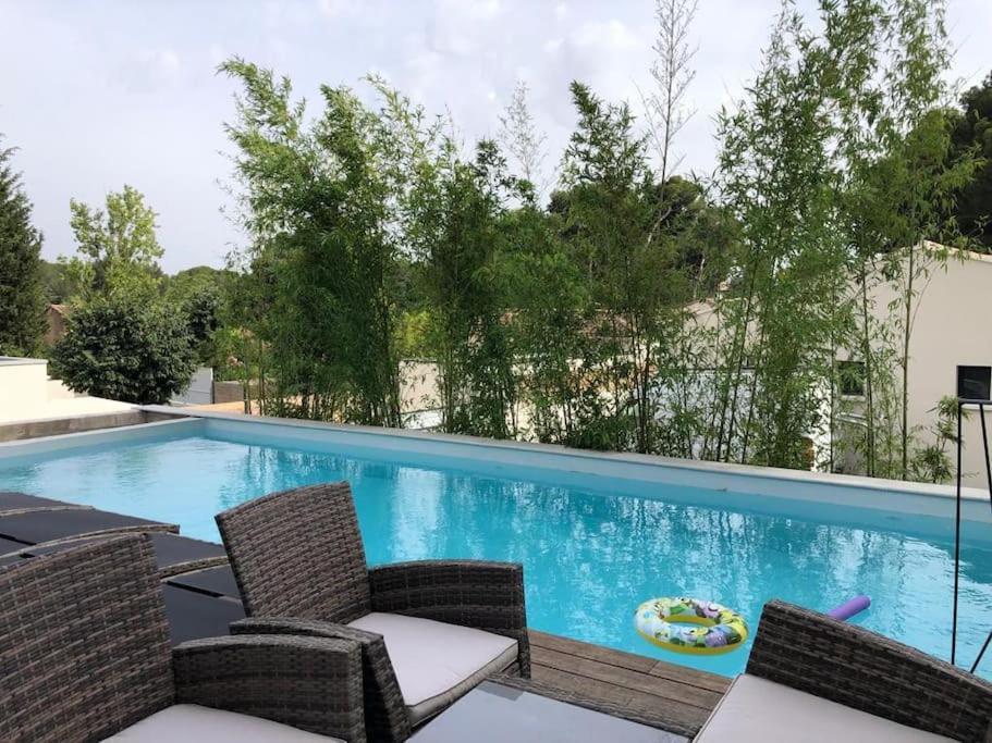Вилла Industrial Luxury Nimes & Arles Бокер Экстерьер фото